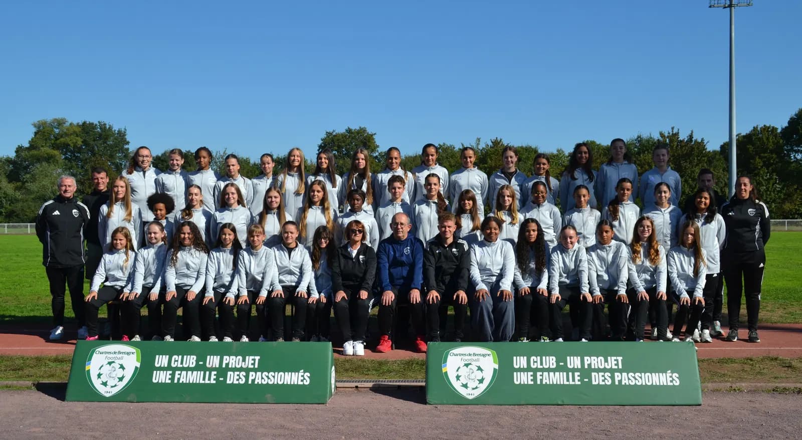 L'équipe U13 F à 8